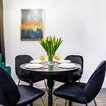 Cracow Rentals Miodowa 42